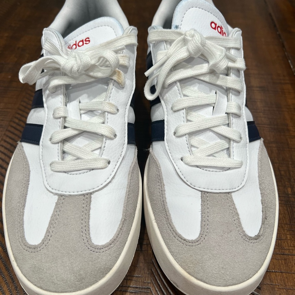 Adidas Men's Barreda athletic sneakers gray navy